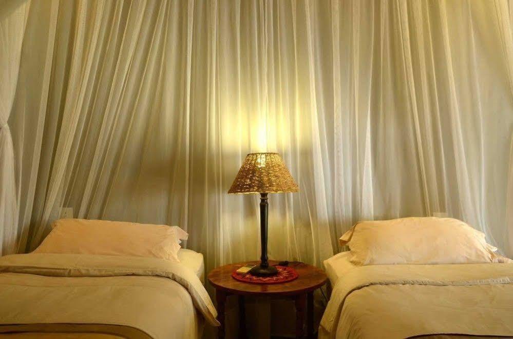 Tingala Lodge - Bed In The Bush Phalaborwa Exterior foto