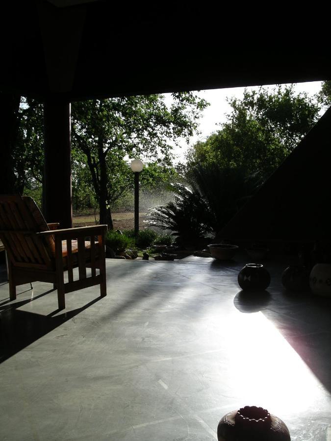 Tingala Lodge - Bed In The Bush Phalaborwa Exterior foto